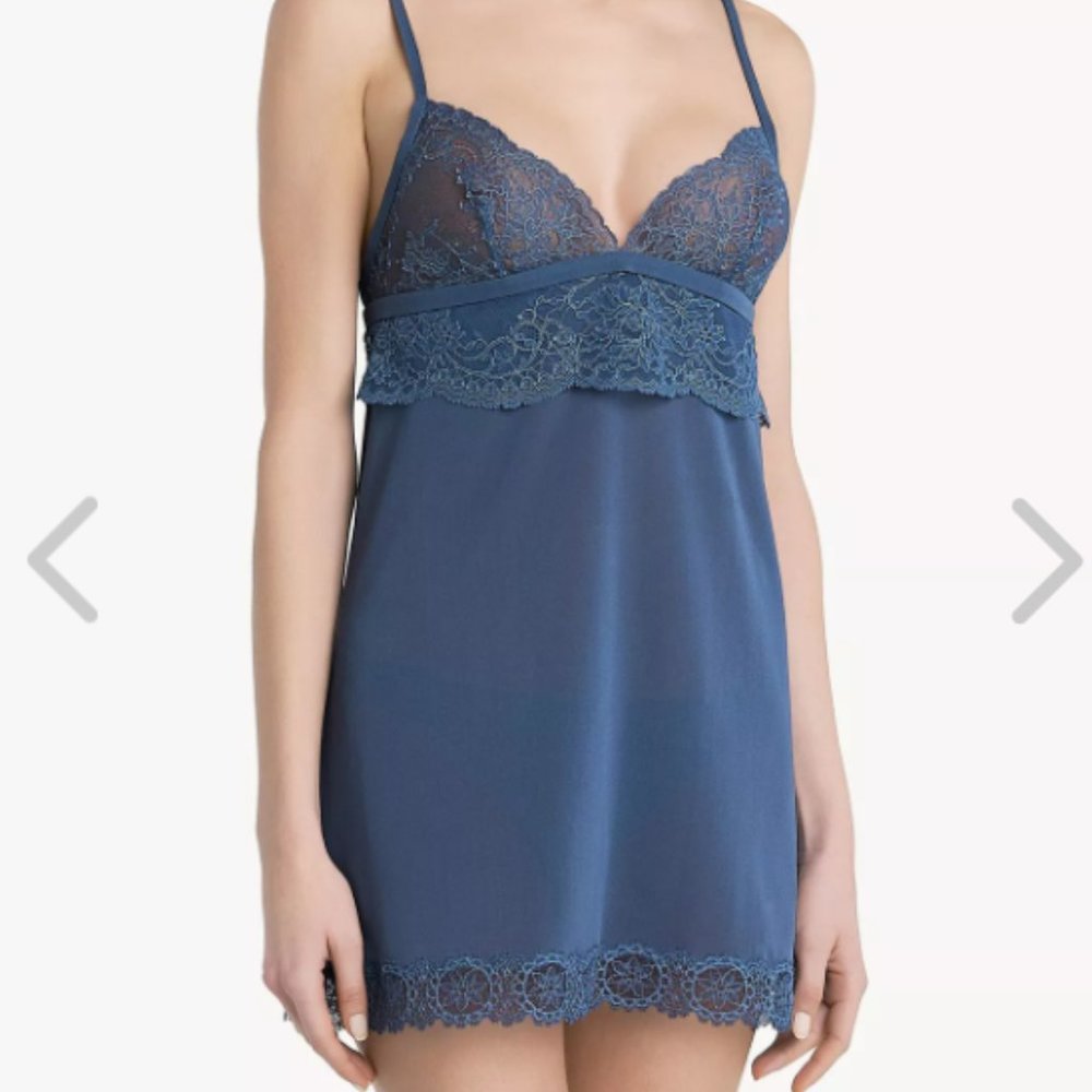 RARE La Perla Leavers lace slip - NWT- Retail $485